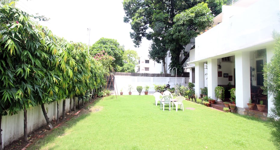 TG Stays Nizamuddin East, New Delhi 5